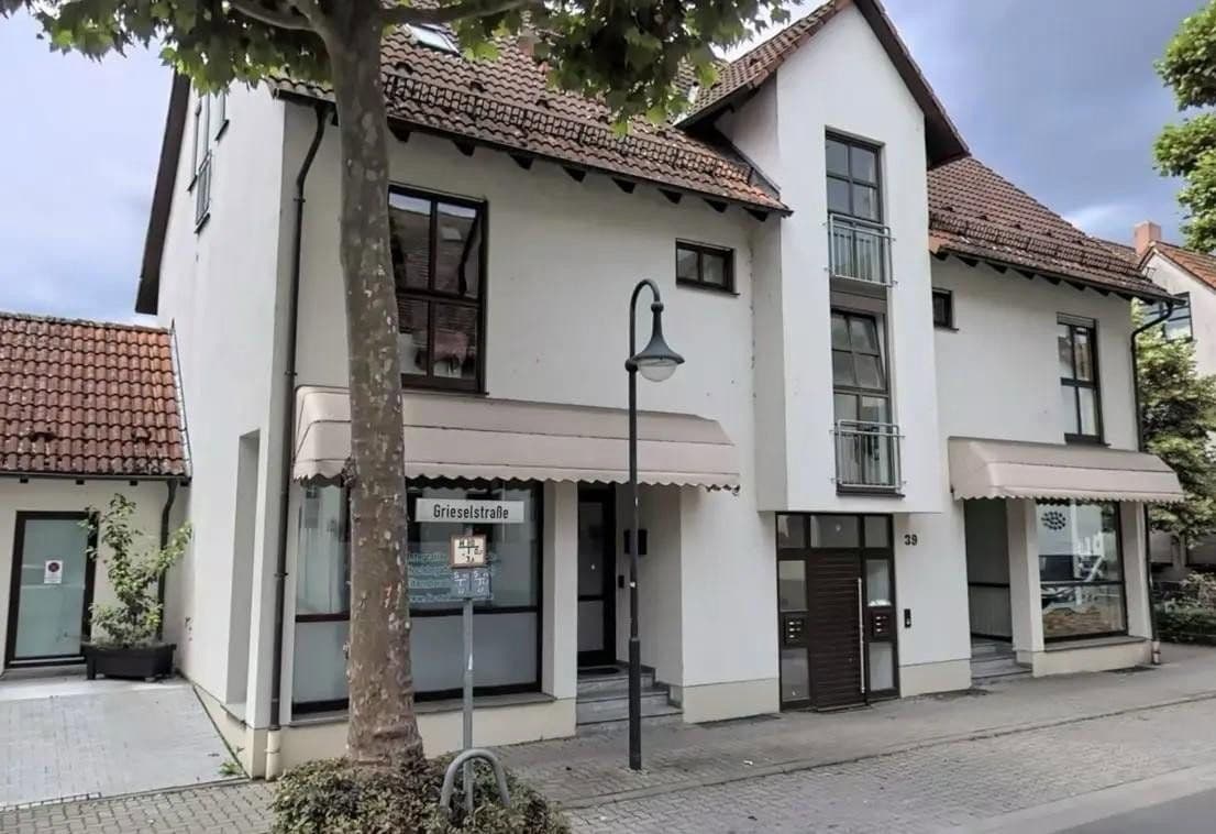 Pronájem bytu 2+1 54 m², Grieselstraße 39, Bensheim, Hessen Pronájem bytu 2+1 54 m², Grieselstraße 39, Bensheim, Hessen
