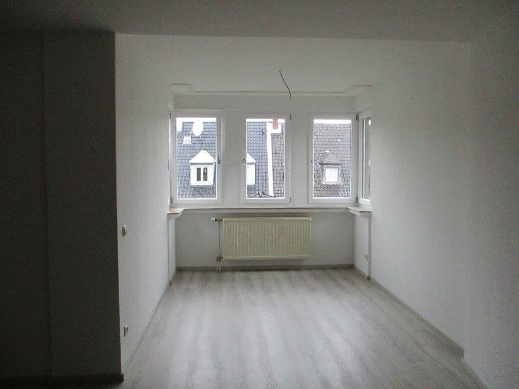 Prodej bytu 3+1 113 m², Peterstrasse, Cáchy, Severní Porýní-Vestfálsko Prodej bytu 3+1 113 m², Peterstrasse, Cáchy, Severní Porýní-Vestfálsko
