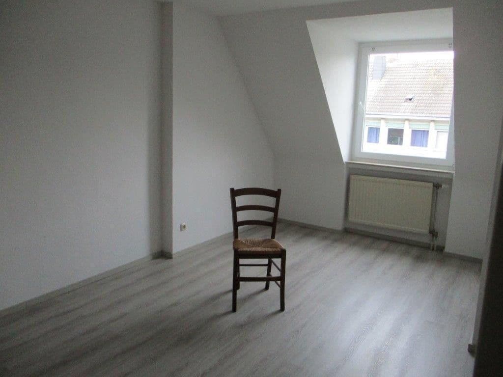 Prodej bytu 3+1 113 m², Peterstrasse, Cáchy, Severní Porýní-Vestfálsko Prodej bytu 3+1 113 m², Peterstrasse, Cáchy, Severní Porýní-Vestfálsko