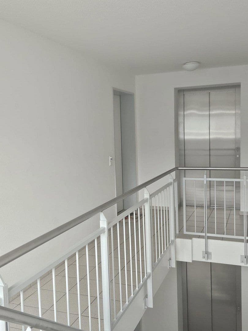 Pronájem bytu 2+1 60 m², Stelle, Dolní Sasko Pronájem bytu 2+1 60 m², Stelle, Dolní Sasko