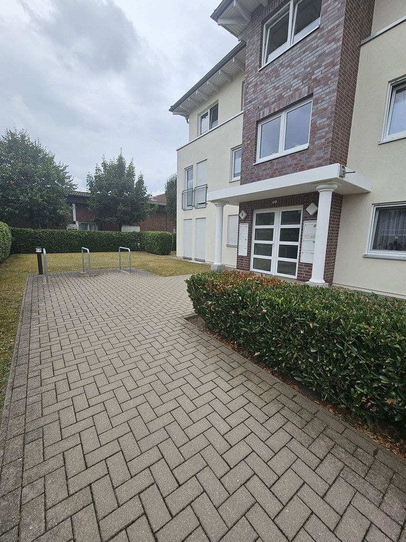 Pronájem bytu 2+1 60 m², Stelle, Dolní Sasko Pronájem bytu 2+1 60 m², Stelle, Dolní Sasko