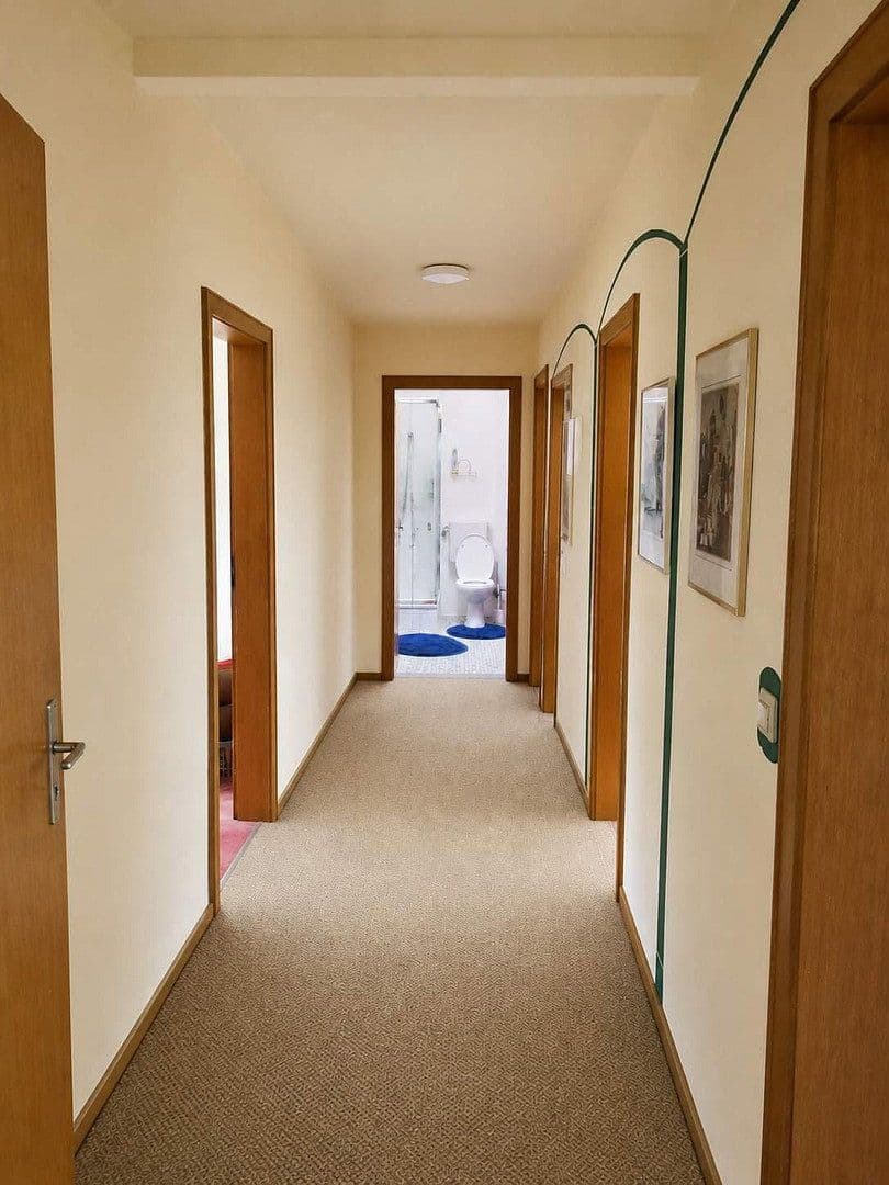 Prodej domu 143 m², pozemek 823 m², Bielefeld, Severní Porýní-Vestfálsko Prodej domu 143 m², pozemek 823 m², Bielefeld, Severní Porýní-Vestfálsko