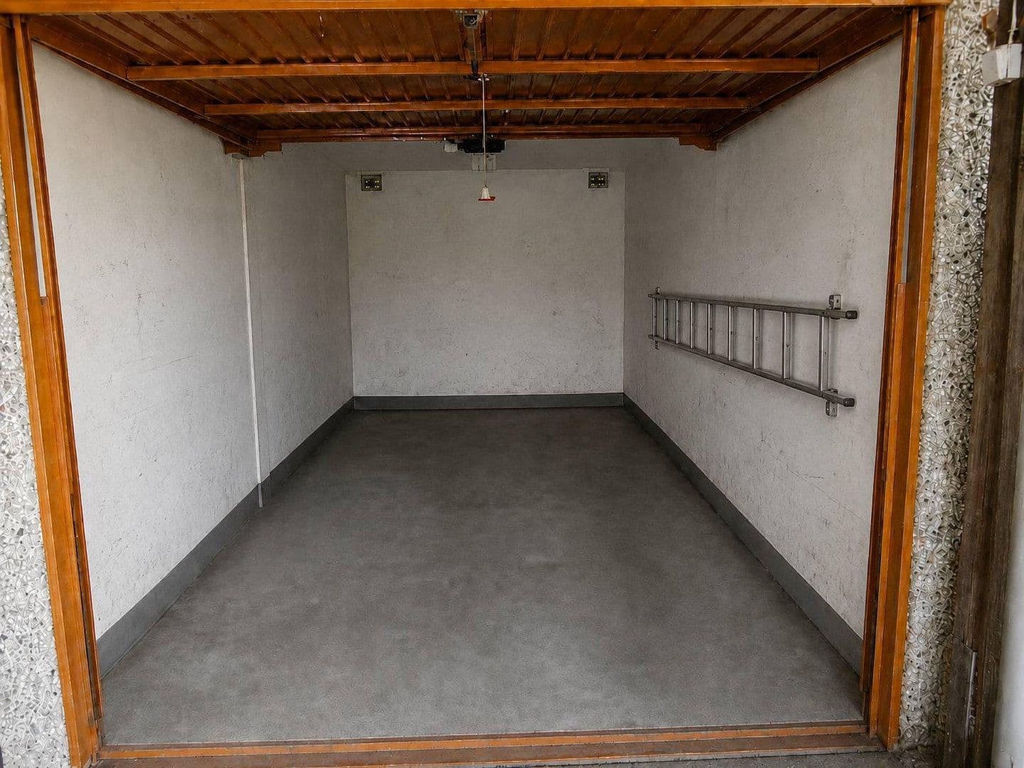 Prodej domu 143 m², pozemek 823 m², Bielefeld, Severní Porýní-Vestfálsko Prodej domu 143 m², pozemek 823 m², Bielefeld, Severní Porýní-Vestfálsko