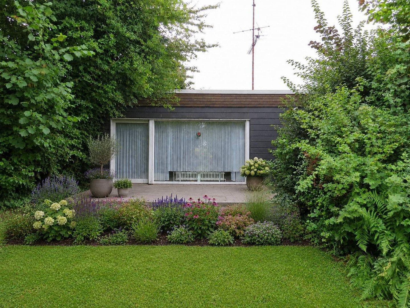 Prodej domu 143 m², pozemek 823 m², Bielefeld, Severní Porýní-Vestfálsko Prodej domu 143 m², pozemek 823 m², Bielefeld, Severní Porýní-Vestfálsko