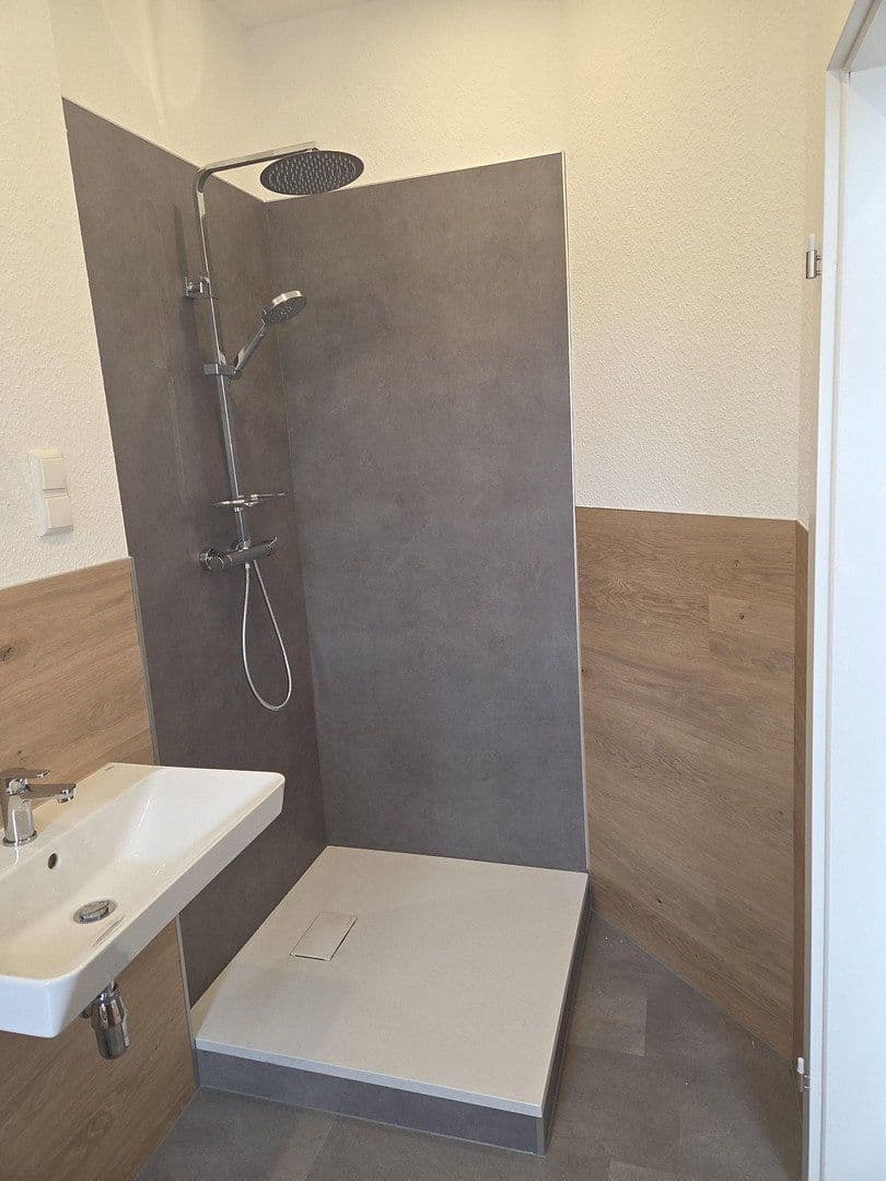 Pronájem bytu 3+1 64 m², Demminer Straße 12, Jarmen, Mecklenburg-Vorpommern Pronájem bytu 3+1 64 m², Demminer Straße 12, Jarmen, Mecklenburg-Vorpommern