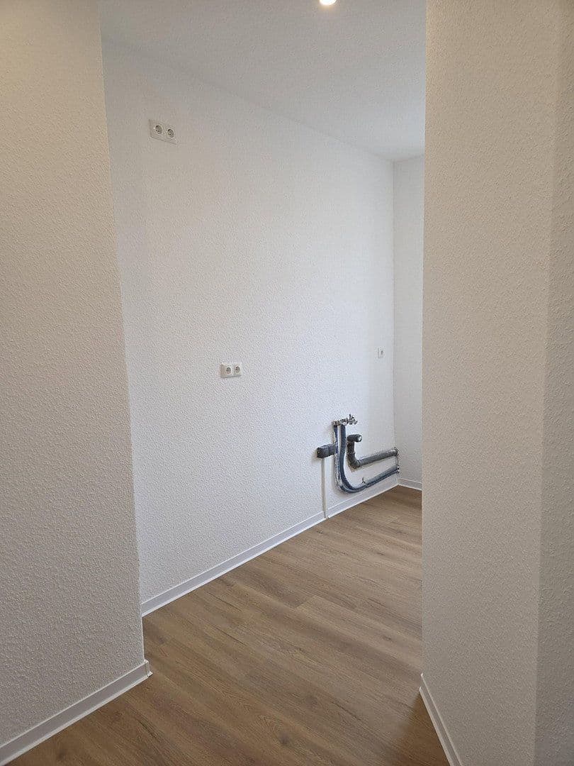 Pronájem bytu 3+1 64 m², Demminer Straße 12, Jarmen, Mecklenburg-Vorpommern Pronájem bytu 3+1 64 m², Demminer Straße 12, Jarmen, Mecklenburg-Vorpommern