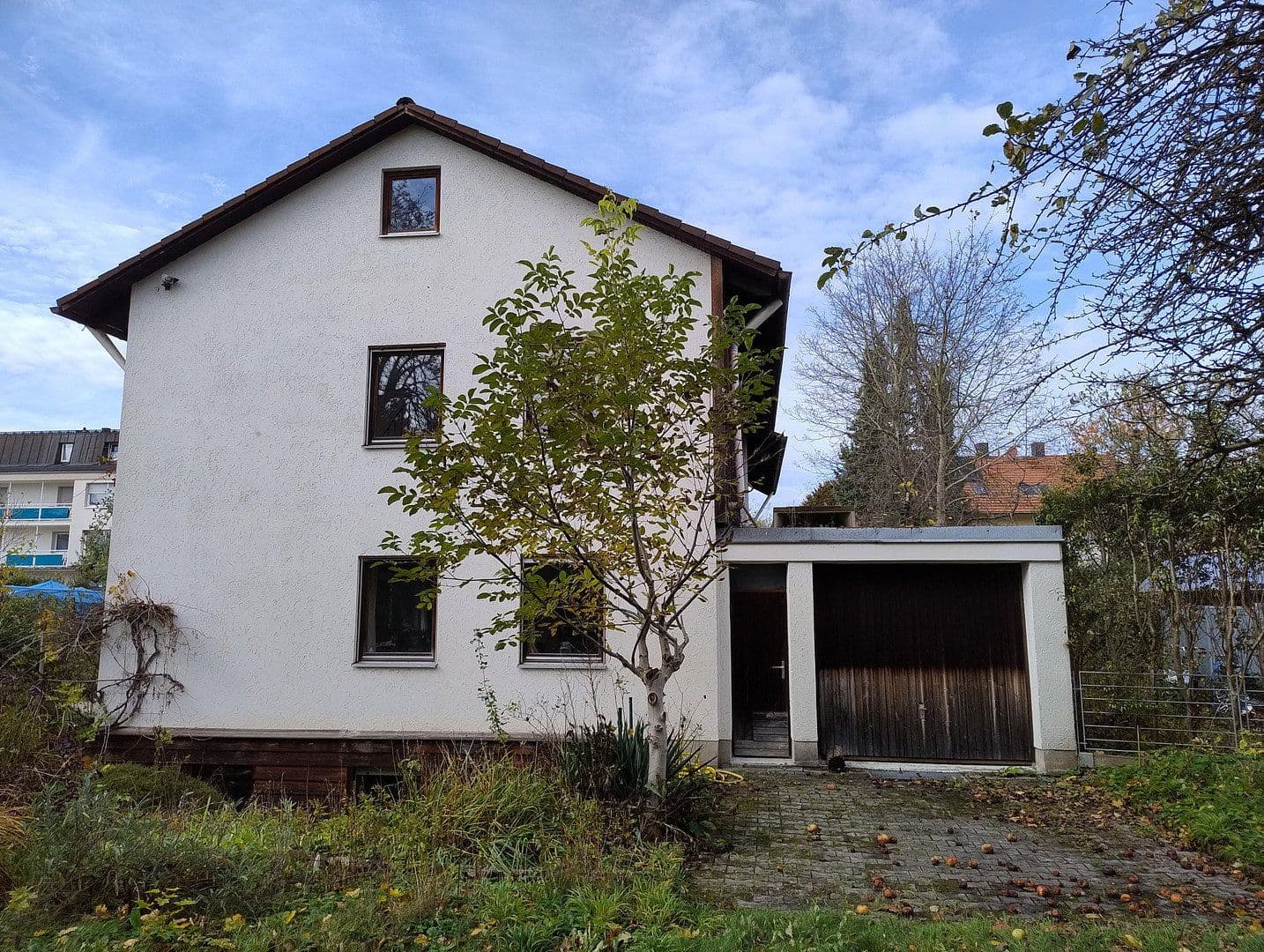 Prodej domu 180 m², pozemek 577 m², Luitpoldstr. 19 c, Krailling, Bavorsko Prodej domu 180 m², pozemek 577 m², Luitpoldstr. 19 c, Krailling, Bavorsko