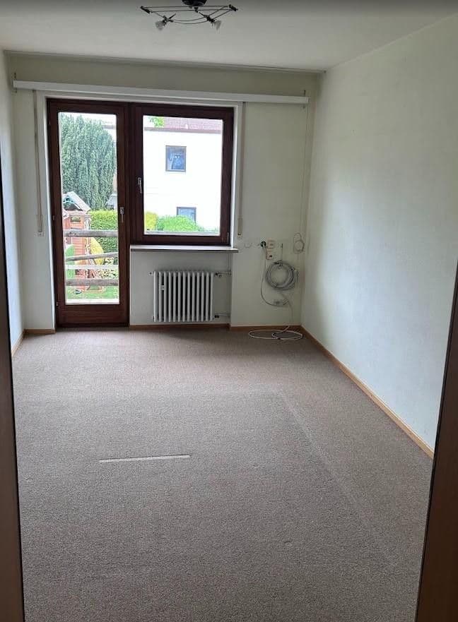 Prodej domu 180 m², pozemek 577 m², Luitpoldstr. 19 c, Krailling, Bavorsko Prodej domu 180 m², pozemek 577 m², Luitpoldstr. 19 c, Krailling, Bavorsko