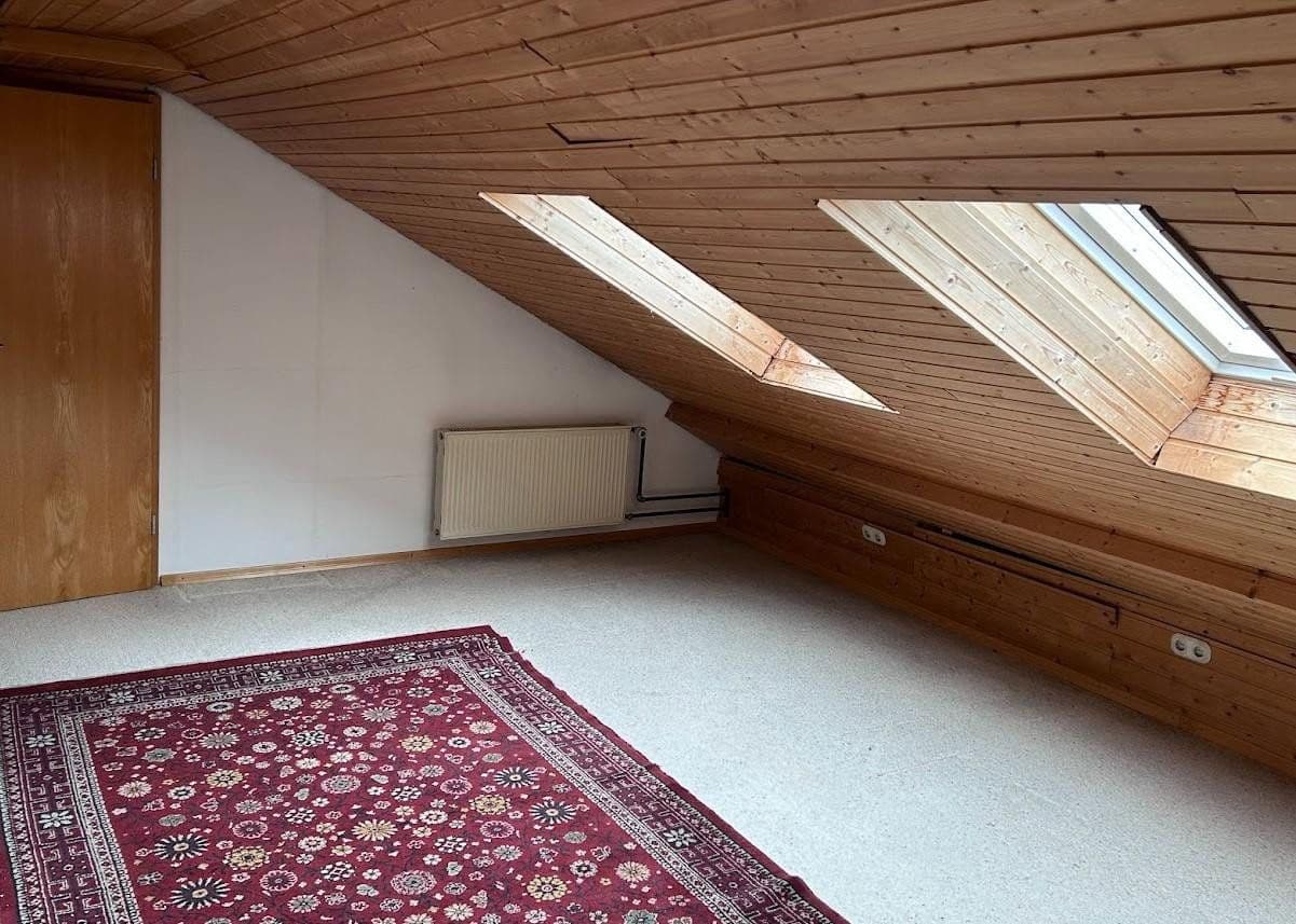 Prodej domu 180 m², pozemek 577 m², Luitpoldstr. 19 c, Krailling, Bavorsko Prodej domu 180 m², pozemek 577 m², Luitpoldstr. 19 c, Krailling, Bavorsko
