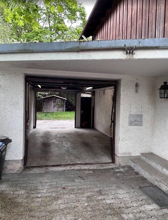 Prodej domu 180 m², pozemek 577 m², Luitpoldstr. 19 c, Krailling, Bavorsko Prodej domu 180 m², pozemek 577 m², Luitpoldstr. 19 c, Krailling, Bavorsko