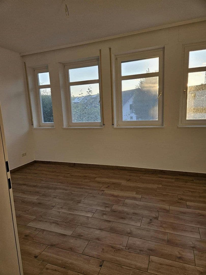 Pronájem bytu 4+1 116 m², Groß-Bieberau, Hessen Pronájem bytu 4+1 116 m², Groß-Bieberau, Hessen