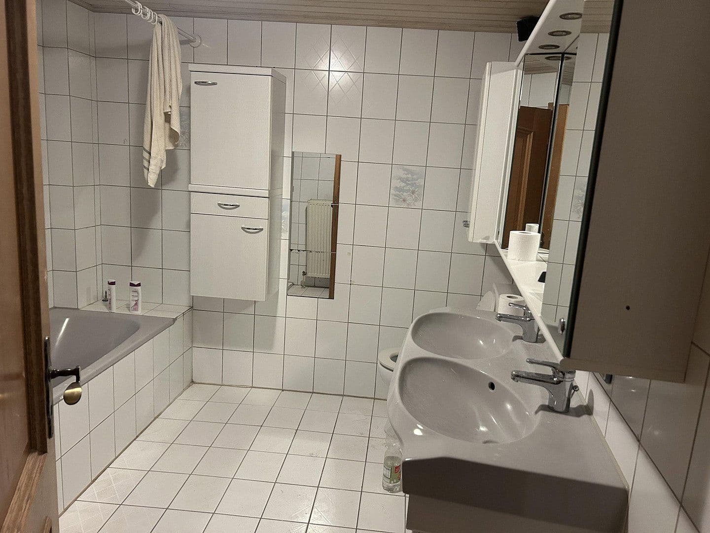 Pronájem domu 140 m², pozemek 140 m², Bahnhof str 10, Altmannstein, Bavorsko Pronájem domu 140 m², pozemek 140 m², Bahnhof str 10, Altmannstein, Bavorsko