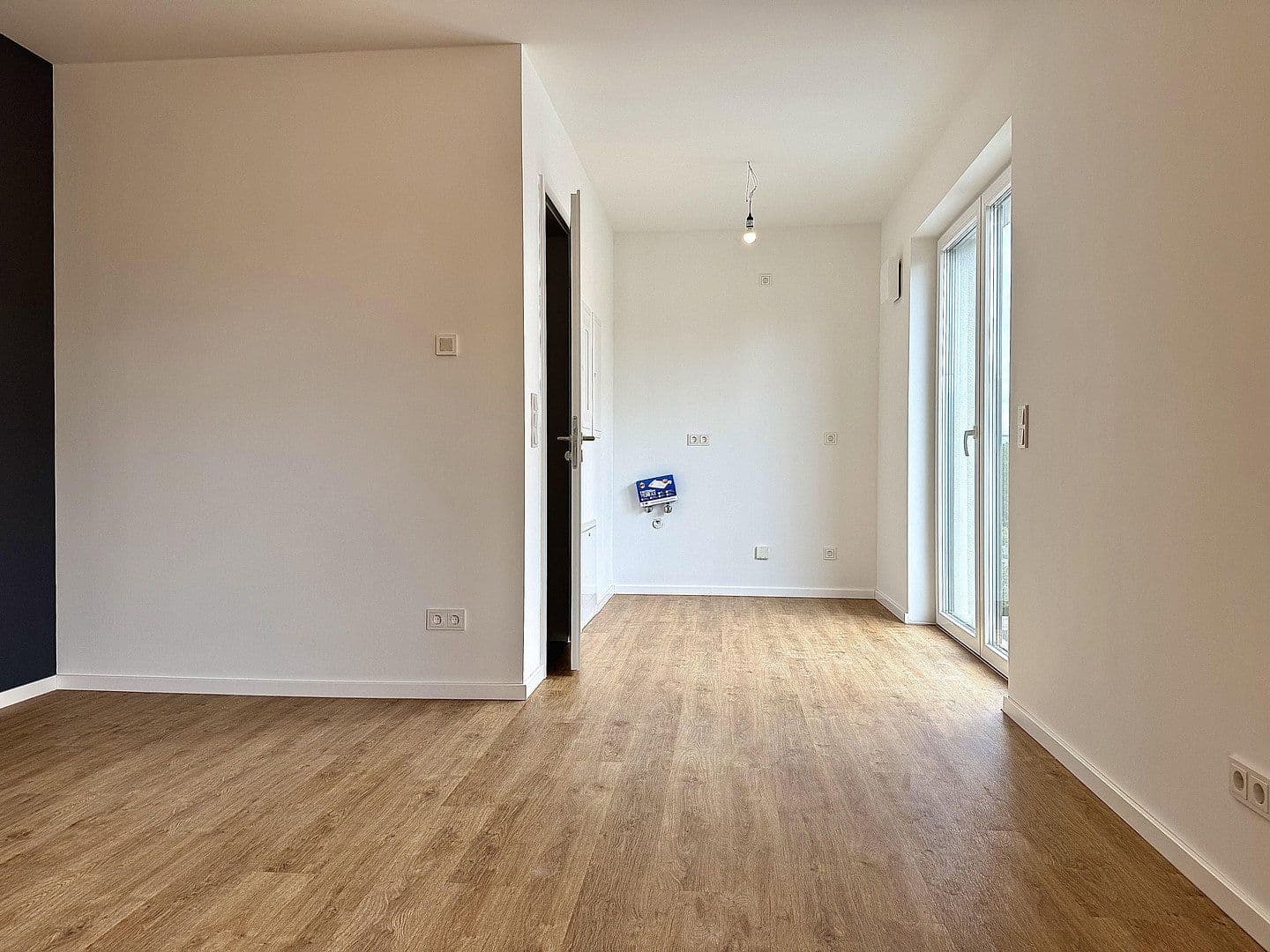 Pronájem bytu 1+1 34 m², Berlin, Berlín Pronájem bytu 1+1 34 m², Berlin, Berlín