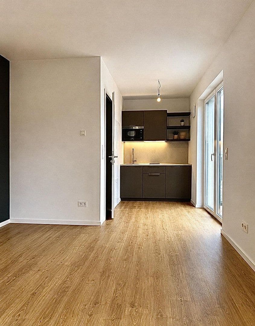 Pronájem bytu 1+1 34 m², Berlin, Berlín Pronájem bytu 1+1 34 m², Berlin, Berlín
