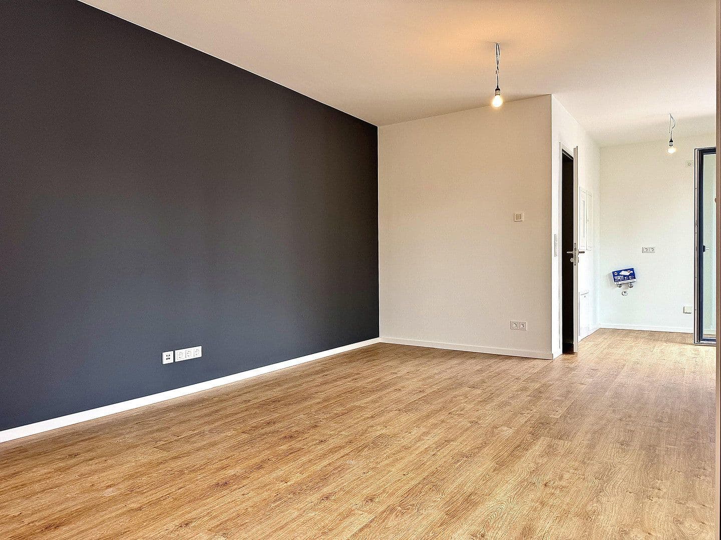Pronájem bytu 1+1 34 m², Berlin, Berlín Pronájem bytu 1+1 34 m², Berlin, Berlín