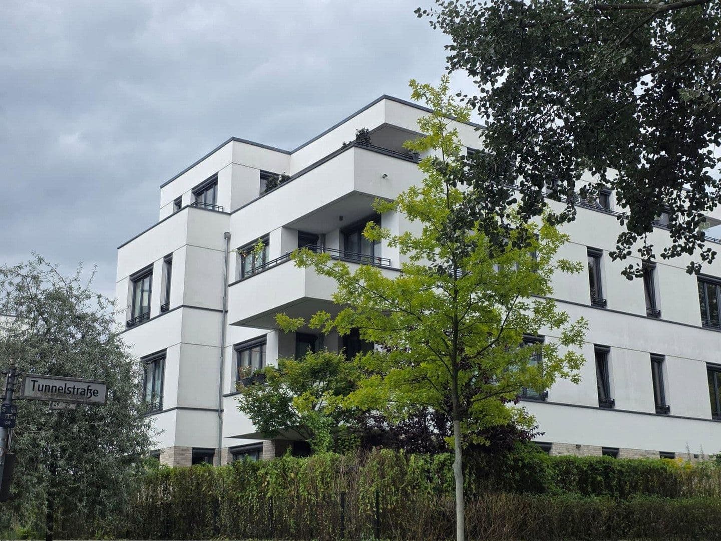 Pronájem bytu 4+1 155 m², Tunnelstraße 49, Berlin, Berlín Pronájem bytu 4+1 155 m², Tunnelstraße 49, Berlin, Berlín