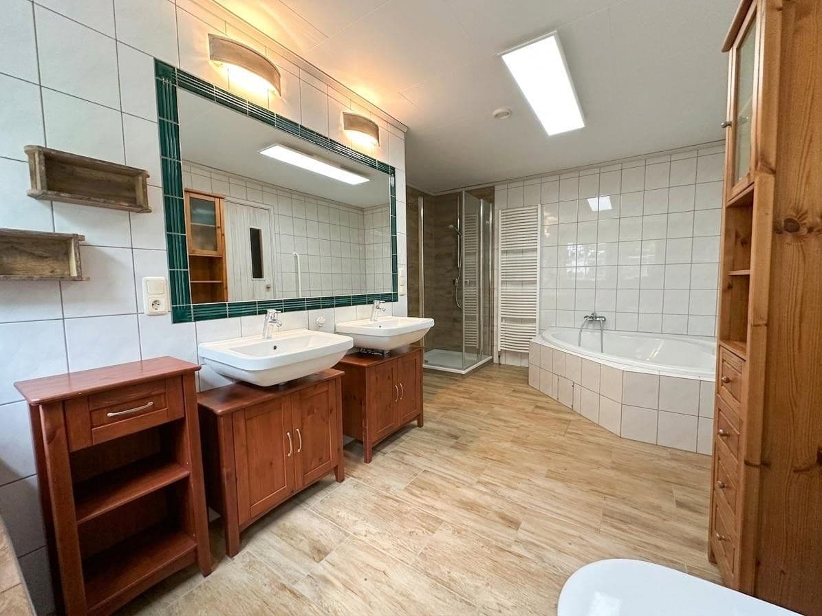 Prodej domu 125 m², pozemek 569 m², Großensee, Šlesvicko-Holštýnsko Prodej domu 125 m², pozemek 569 m², Großensee, Šlesvicko-Holštýnsko