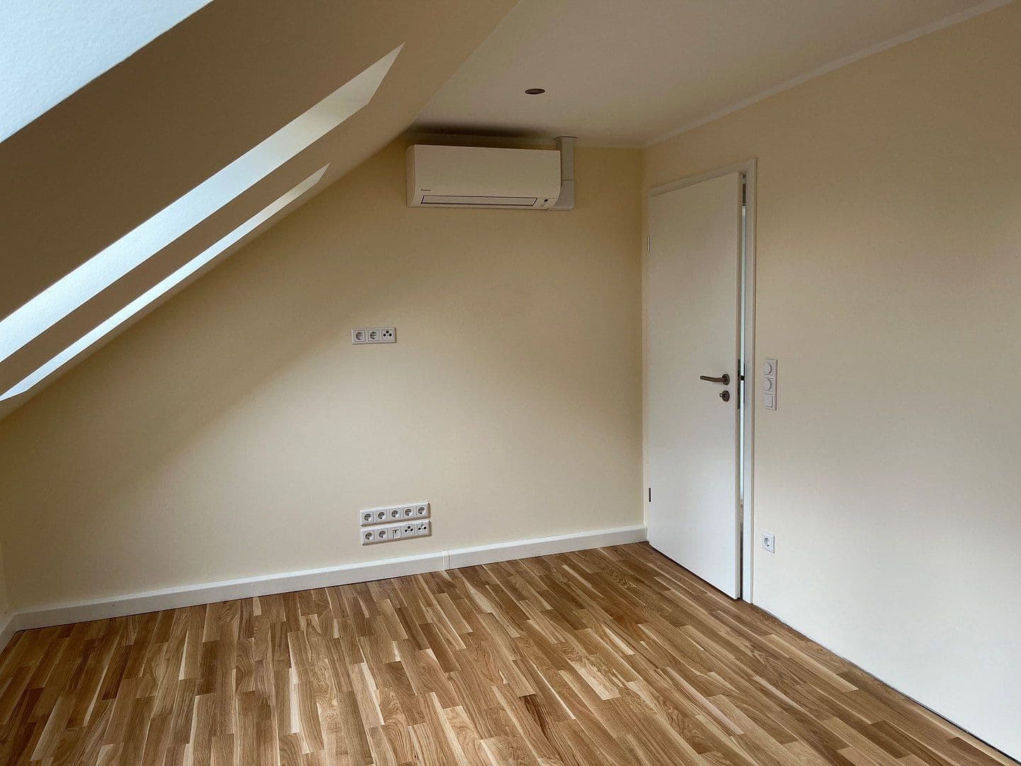 Pronájem bytu 2+1 65 m², Recklinghausen, Severní Porýní-Vestfálsko Pronájem bytu 2+1 65 m², Recklinghausen, Severní Porýní-Vestfálsko