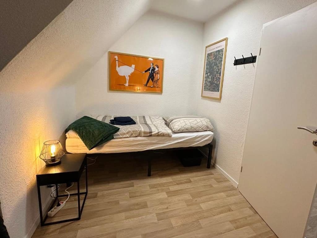 Pronájem bytu 2+1 50 m², Wiprechtstraße 38, Borna, Sasko Pronájem bytu 2+1 50 m², Wiprechtstraße 38, Borna, Sasko