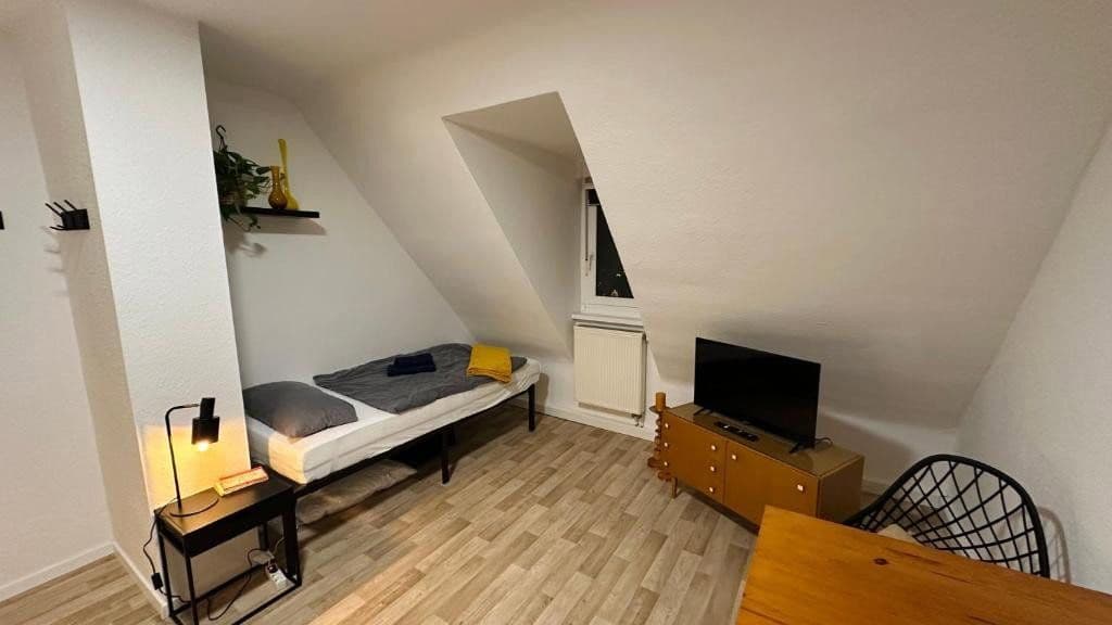 Pronájem bytu 2+1 50 m², Wiprechtstraße 38, Borna, Sasko Pronájem bytu 2+1 50 m², Wiprechtstraße 38, Borna, Sasko