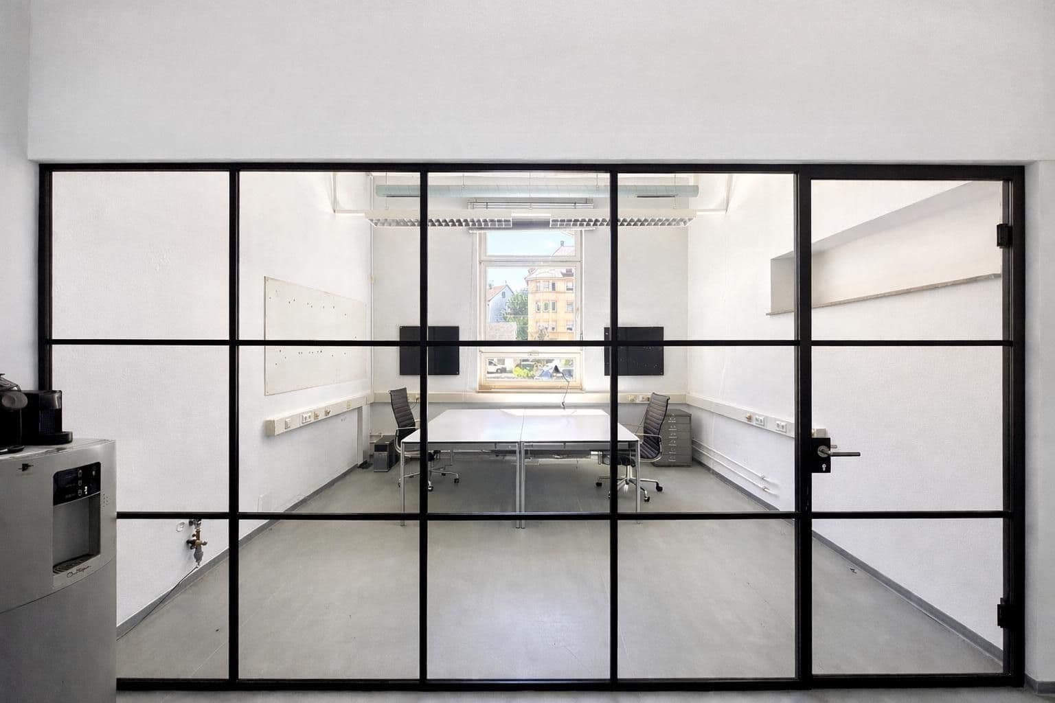 Pronájem kanceláře 350 m², Postwiesenstr. 5a, Stuttgart, Bádensko-Württembersko Pronájem kanceláře 350 m², Postwiesenstr. 5a, Stuttgart, Bádensko-Württembersko