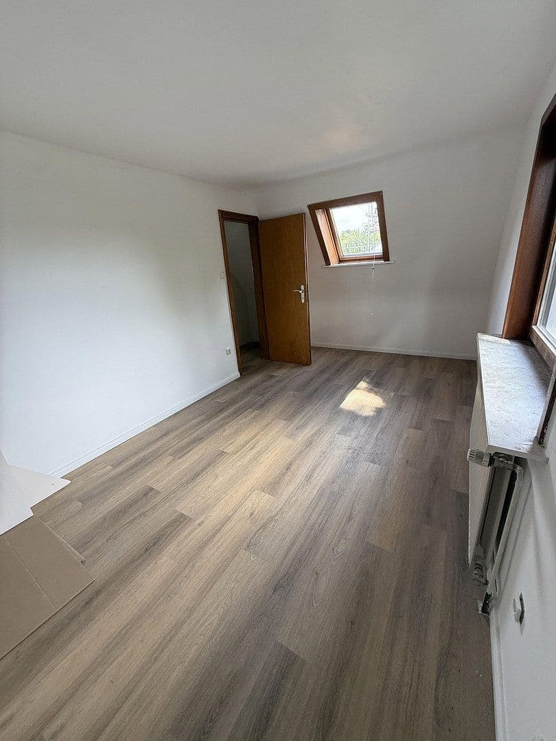 Prodej domu 92 m², pozemek 500 m², Bramkampredder 110, Ammersbek, Šlesvicko-Holštýnsko Prodej domu 92 m², pozemek 500 m², Bramkampredder 110, Ammersbek, Šlesvicko-Holštýnsko