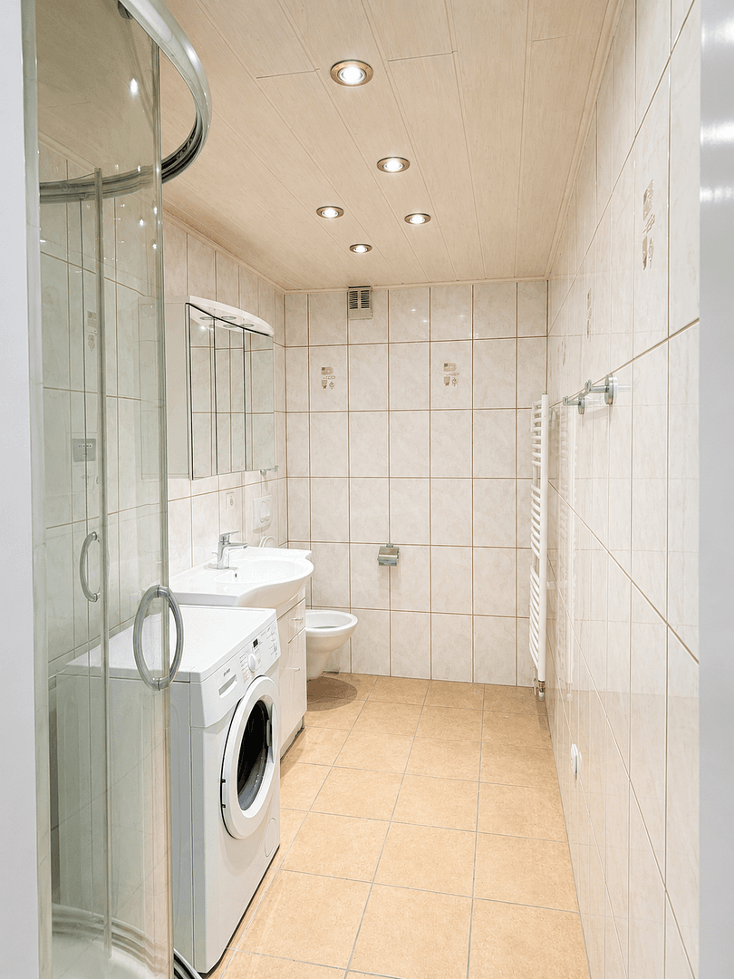 Prodej bytu 2+1 49 m², Bonn, Severní Porýní-Vestfálsko Prodej bytu 2+1 49 m², Bonn, Severní Porýní-Vestfálsko