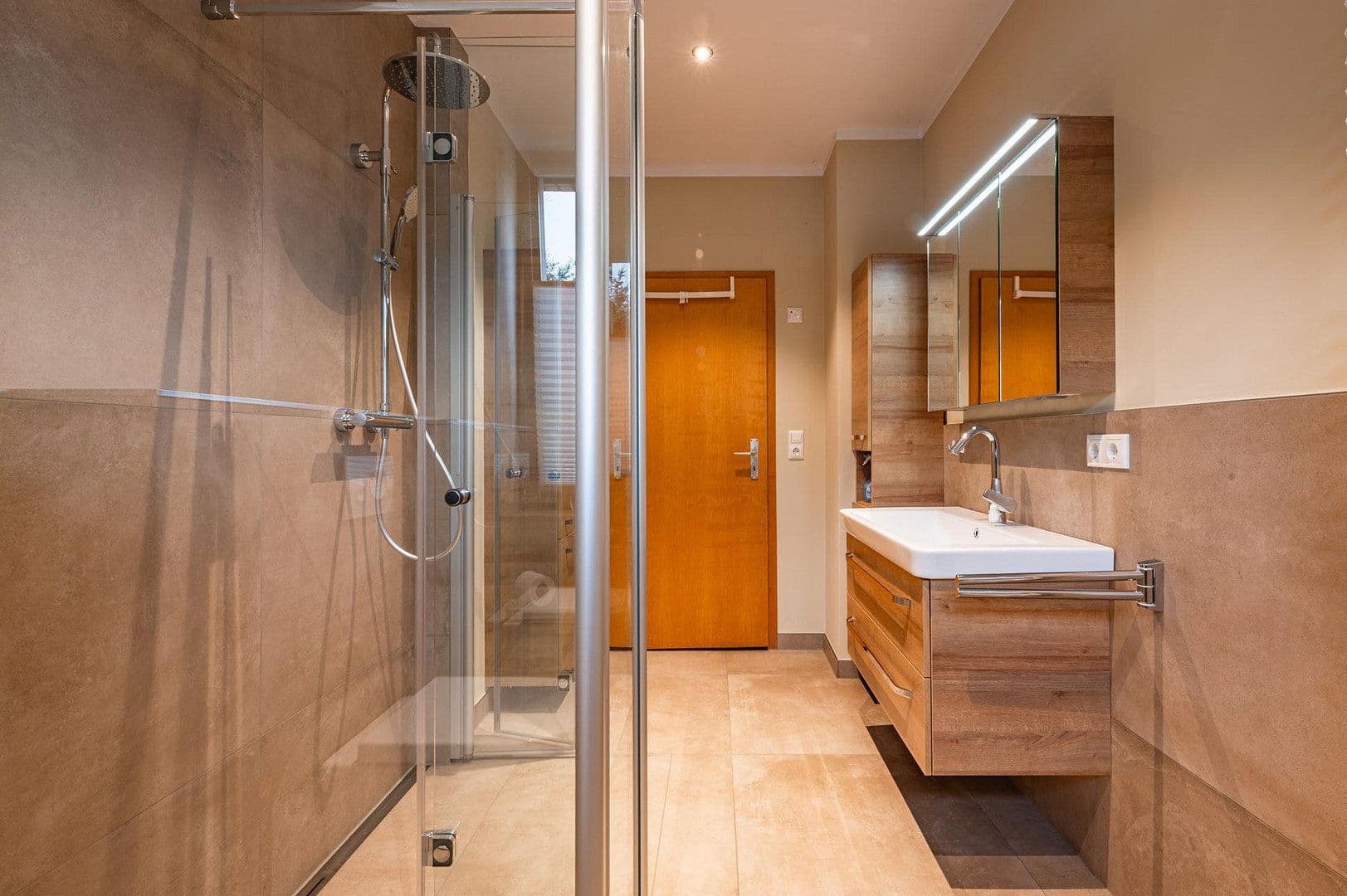 Prodej domu 182 m², pozemek 1.488 m², Dörverden, Dolní Sasko Prodej domu 182 m², pozemek 1.488 m², Dörverden, Dolní Sasko