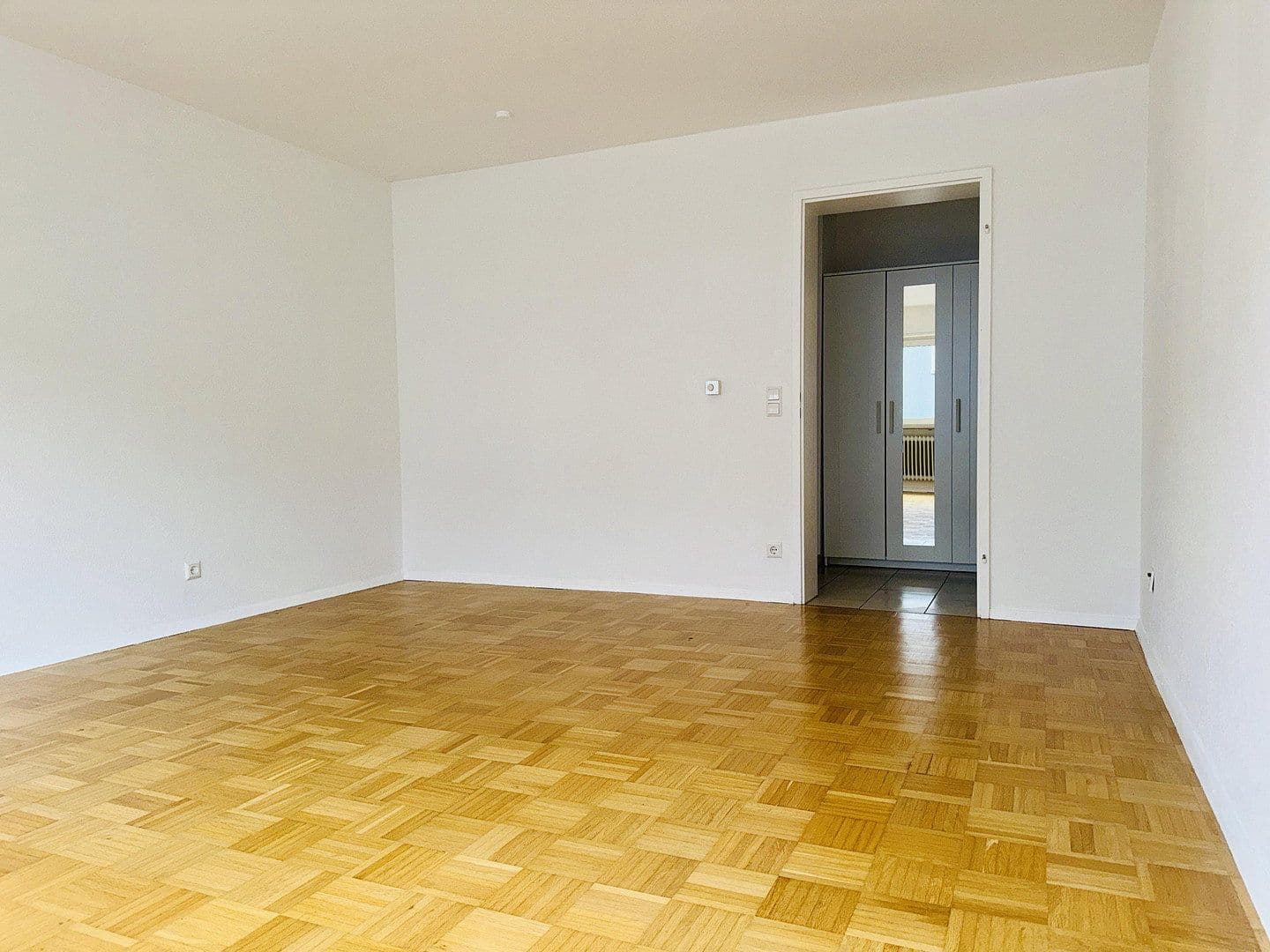 Prodej bytu 3+1 64 m², Jägerhausstraße 202, Heilbronn, Bádensko-Württembersko Prodej bytu 3+1 64 m², Jägerhausstraße 202, Heilbronn, Bádensko-Württembersko