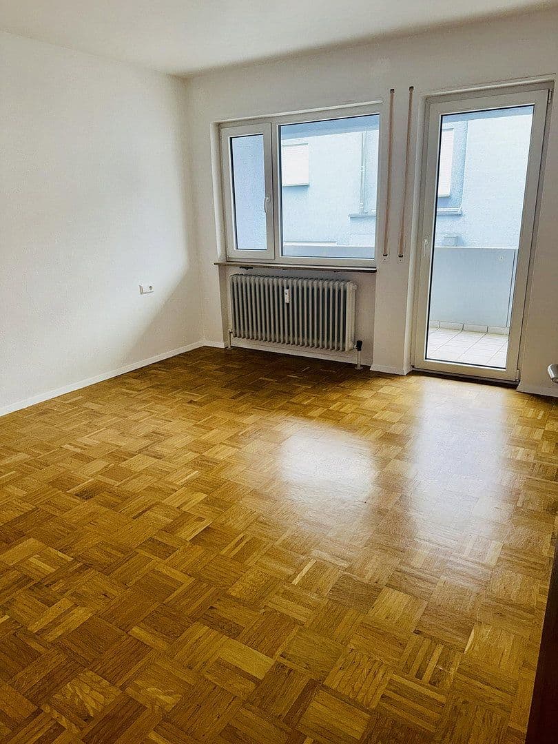 Prodej bytu 3+1 64 m², Jägerhausstraße 202, Heilbronn, Bádensko-Württembersko Prodej bytu 3+1 64 m², Jägerhausstraße 202, Heilbronn, Bádensko-Württembersko