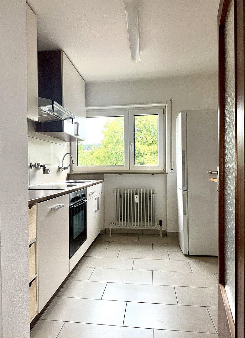Prodej bytu 3+1 64 m², Jägerhausstraße 202, Heilbronn, Bádensko-Württembersko Prodej bytu 3+1 64 m², Jägerhausstraße 202, Heilbronn, Bádensko-Württembersko