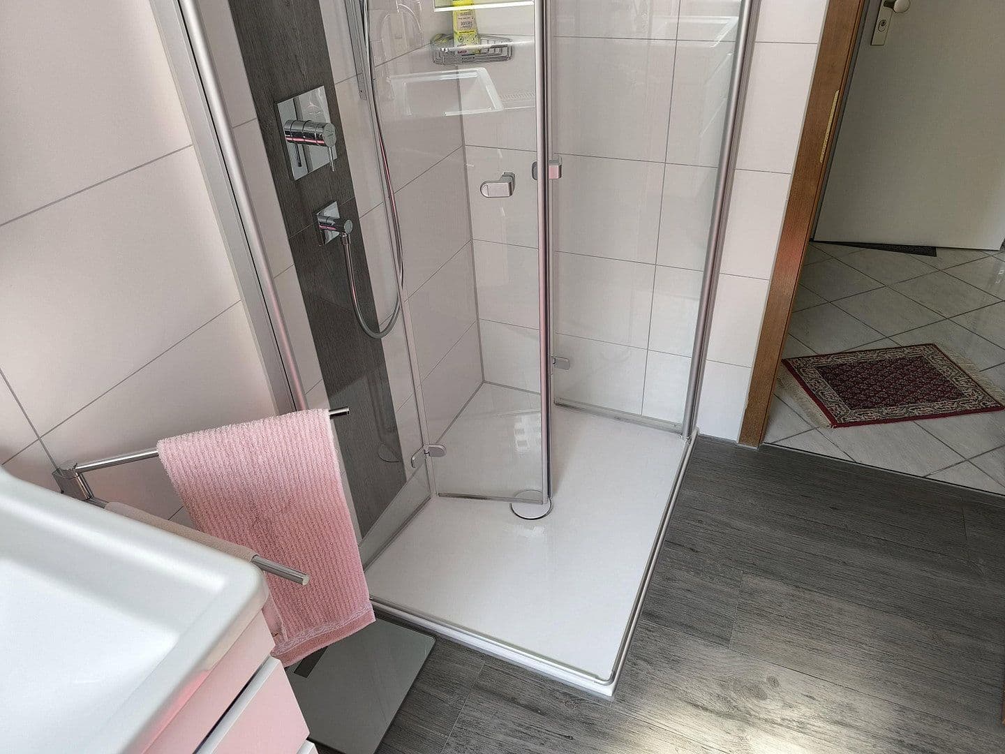 Prodej bytu 3+1 68 m², Esslingen am Neckar, Bádensko-Württembersko Prodej bytu 3+1 68 m², Esslingen am Neckar, Bádensko-Württembersko