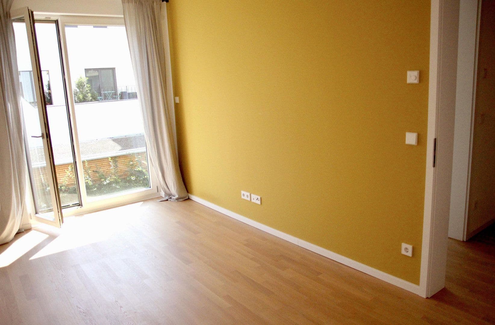 Prodej bytu 3+1 86 m², Berlin, Berlín Prodej bytu 3+1 86 m², Berlin, Berlín