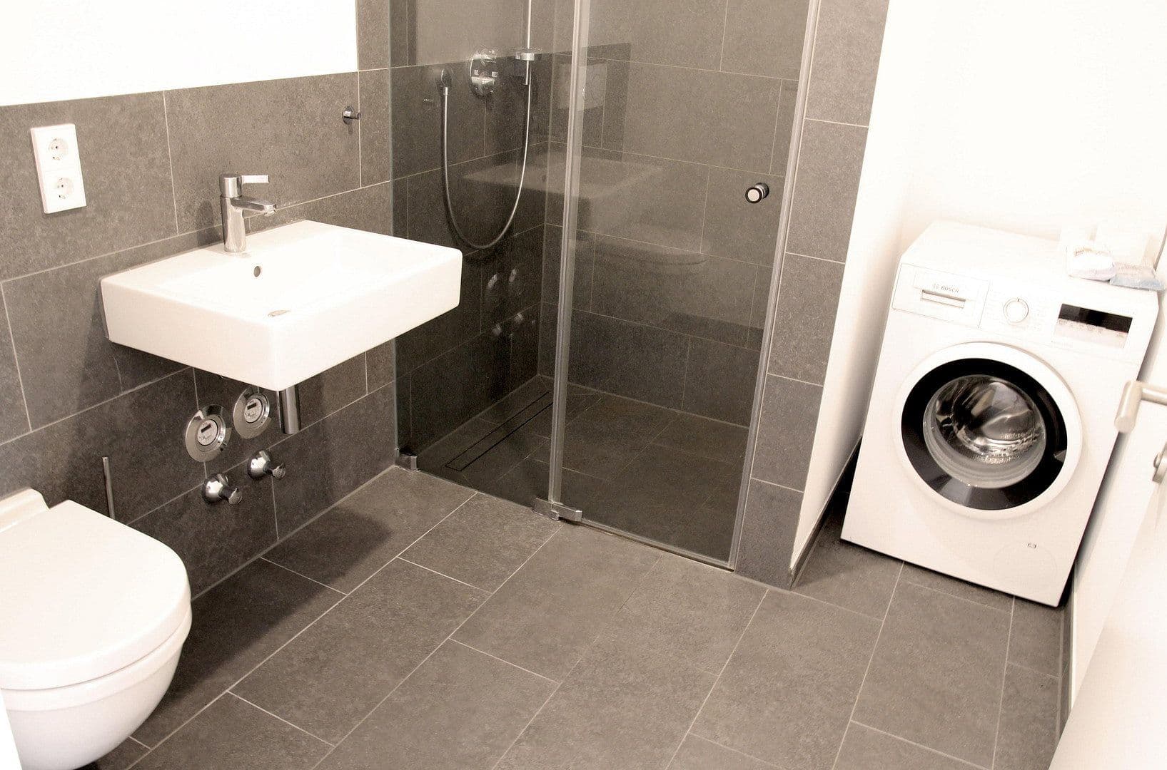 Prodej bytu 3+1 86 m², Berlin, Berlín Prodej bytu 3+1 86 m², Berlin, Berlín