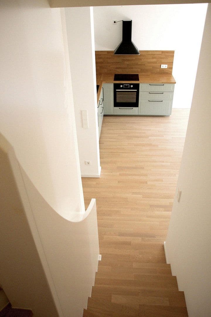 Prodej bytu 3+1 86 m², Berlin, Berlín Prodej bytu 3+1 86 m², Berlin, Berlín
