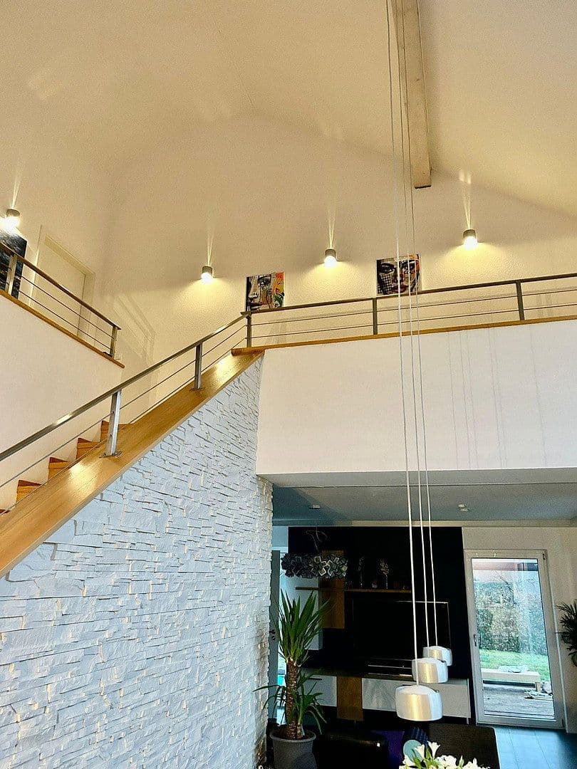 Prodej domu 161 m², pozemek 853 m², Maria-Theresien-Str. 30, Lohr am Main, Bavorsko Prodej domu 161 m², pozemek 853 m², Maria-Theresien-Str. 30, Lohr am Main, Bavorsko