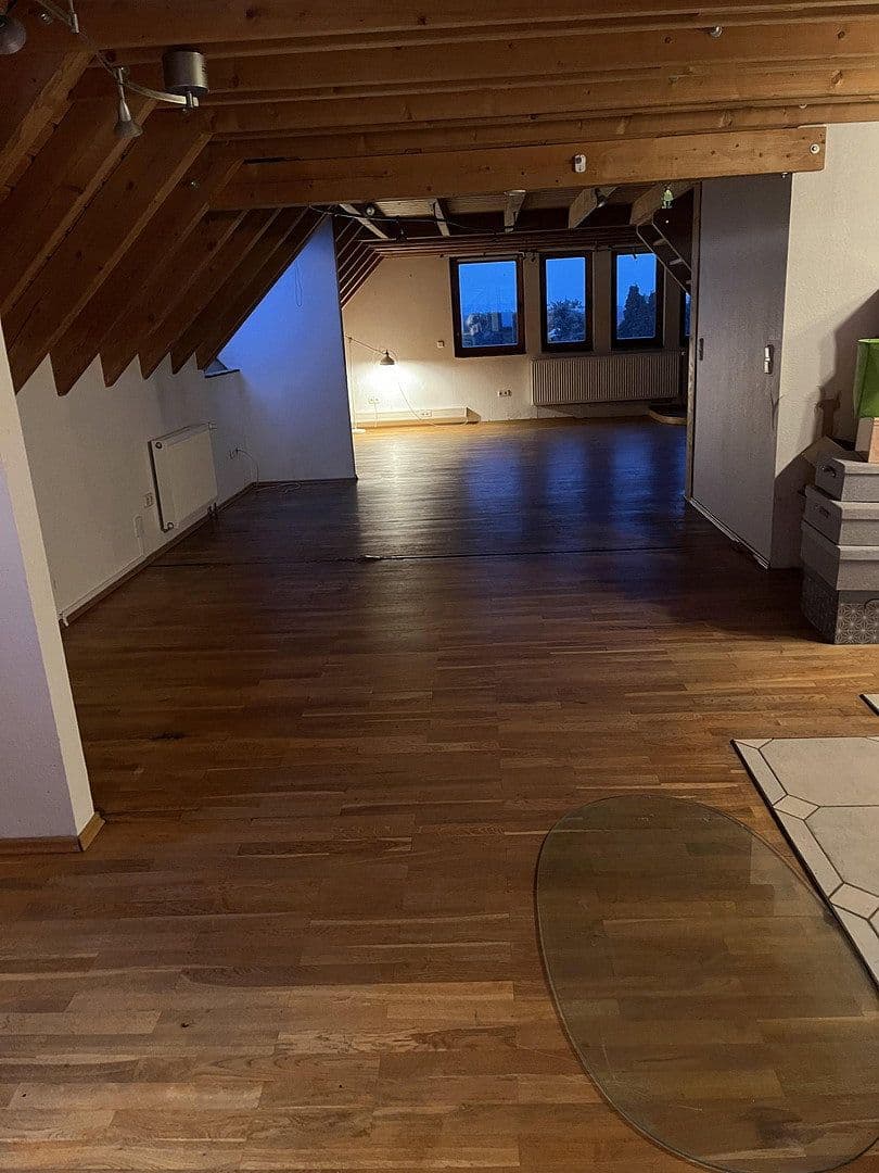 Pronájem domu 104 m², pozemek 680 m², Limeshain, Hessen Pronájem domu 104 m², pozemek 680 m², Limeshain, Hessen