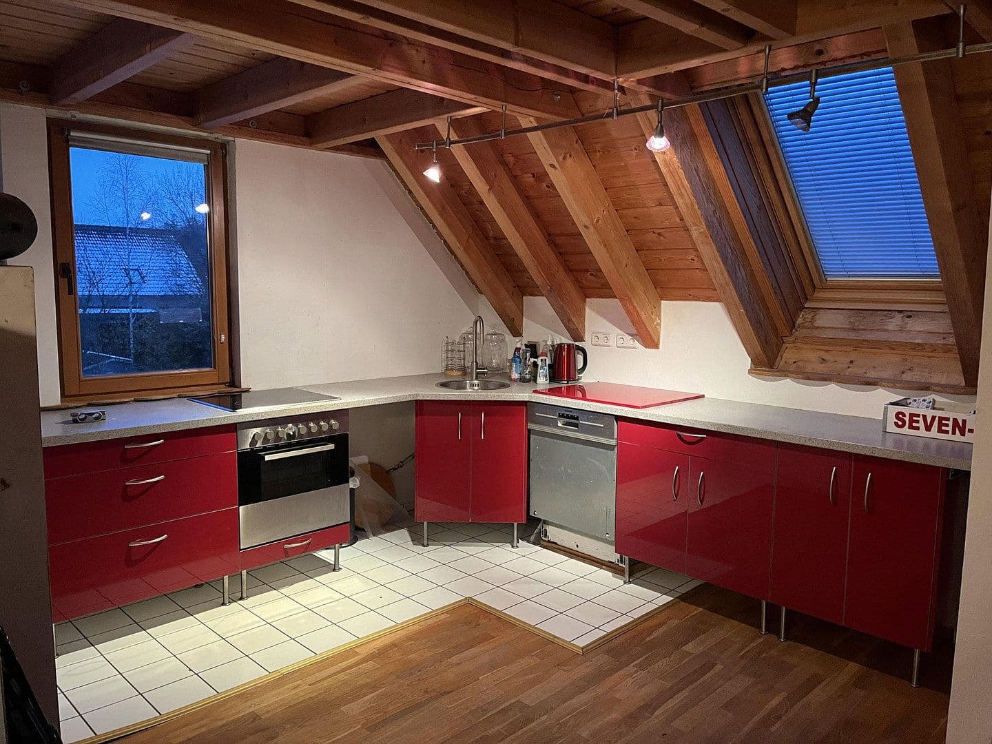 Pronájem domu 104 m², pozemek 680 m², Limeshain, Hessen Pronájem domu 104 m², pozemek 680 m², Limeshain, Hessen