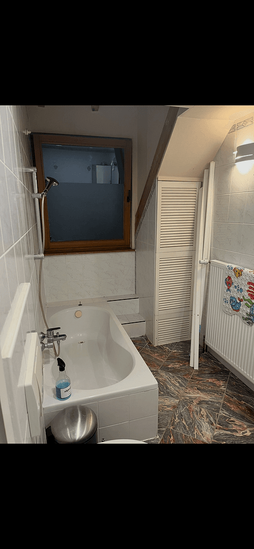 Pronájem domu 104 m², pozemek 680 m², Limeshain, Hessen Pronájem domu 104 m², pozemek 680 m², Limeshain, Hessen