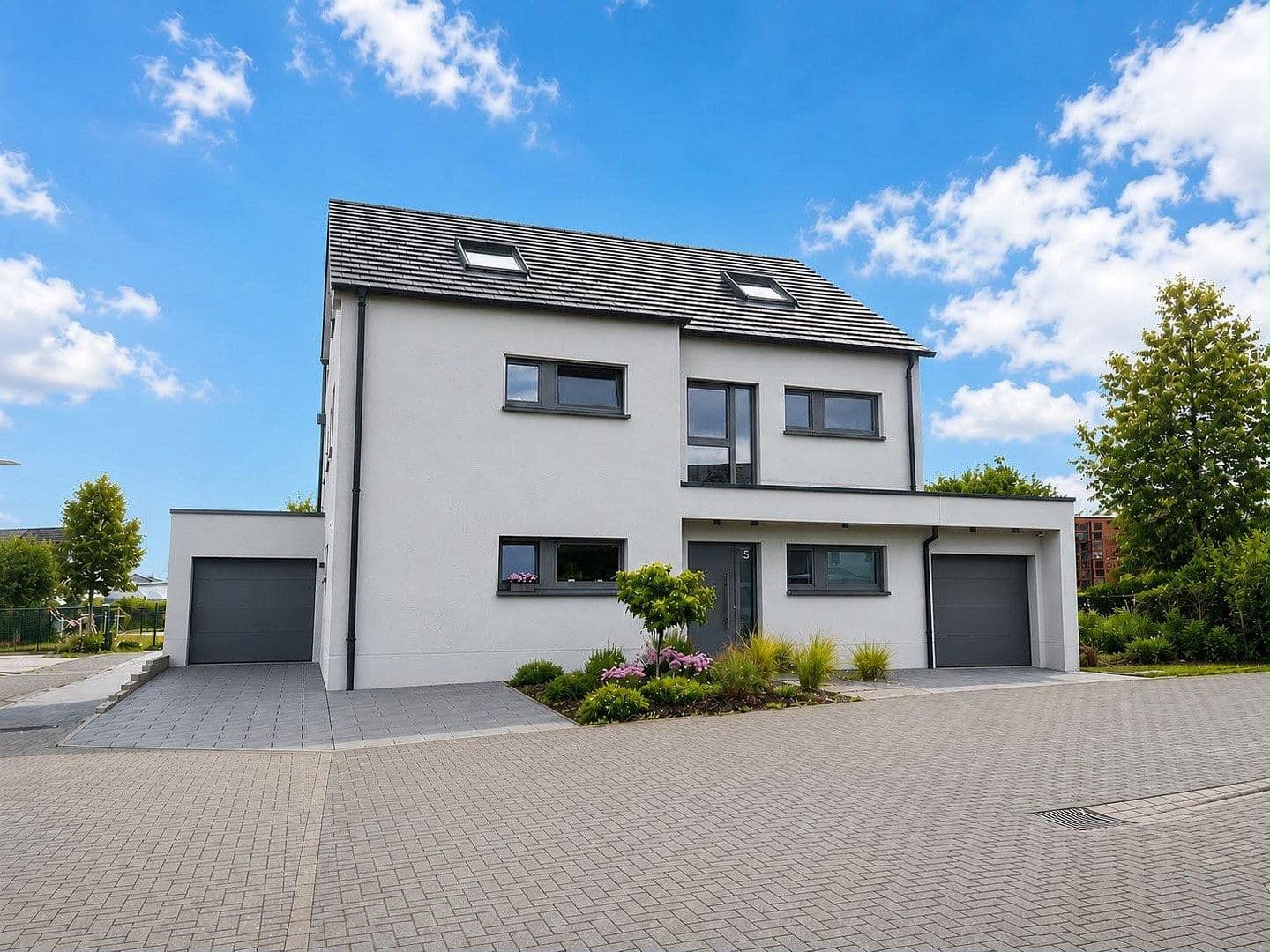 Pronájem domu 192 m², pozemek 248 m², Pater-Steinmetzler-Straße 5, Sinzig, Porýní-Falc Pronájem domu 192 m², pozemek 248 m², Pater-Steinmetzler-Straße 5, Sinzig, Porýní-Falc