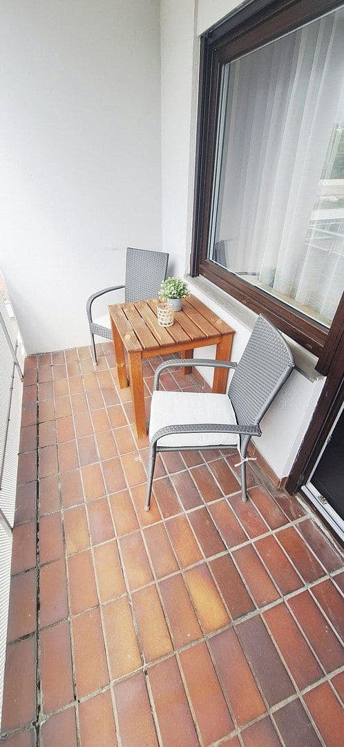 Pronájem bytu 1+1 30 m², Werderstraße 8, Stuttgart, Bádensko-Württembersko Pronájem bytu 1+1 30 m², Werderstraße 8, Stuttgart, Bádensko-Württembersko