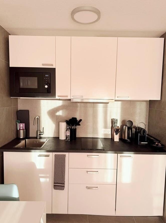 Pronájem bytu 1+1 30 m², Stuttgart, Bádensko-Württembersko Pronájem bytu 1+1 30 m², Stuttgart, Bádensko-Württembersko