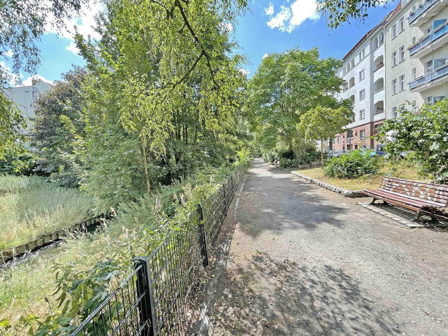 Prodej bytu 2+1 68 m², Stockholmer Straße 30, Berlin, Berlín Prodej bytu 2+1 68 m², Stockholmer Straße 30, Berlin, Berlín