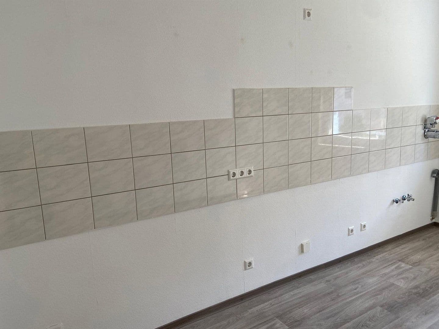 Pronájem bytu 2+1 62 m², Hockenheim, Bádensko-Württembersko Pronájem bytu 2+1 62 m², Hockenheim, Bádensko-Württembersko