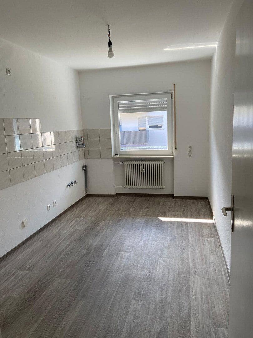 Pronájem bytu 2+1 62 m², Hockenheim, Bádensko-Württembersko Pronájem bytu 2+1 62 m², Hockenheim, Bádensko-Württembersko