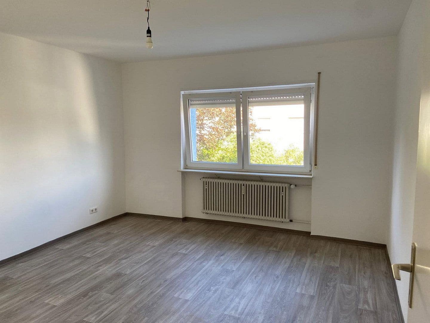 Pronájem bytu 2+1 62 m², Hockenheim, Bádensko-Württembersko Pronájem bytu 2+1 62 m², Hockenheim, Bádensko-Württembersko