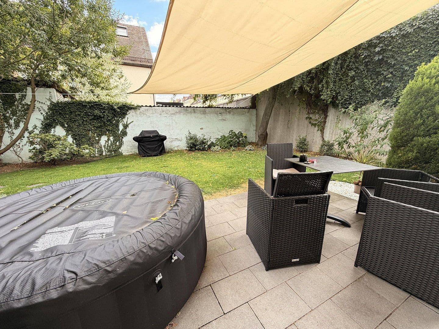 Prodej bytu 4+1 114 m², Nürnberg, Bavorsko Prodej bytu 4+1 114 m², Nürnberg, Bavorsko