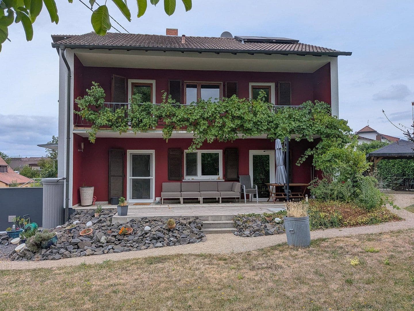 Prodej domu 186 m², pozemek 737 m², Friedrich-Ebert-Str. 1, Limeshain, Hessen Prodej domu 186 m², pozemek 737 m², Friedrich-Ebert-Str. 1, Limeshain, Hessen