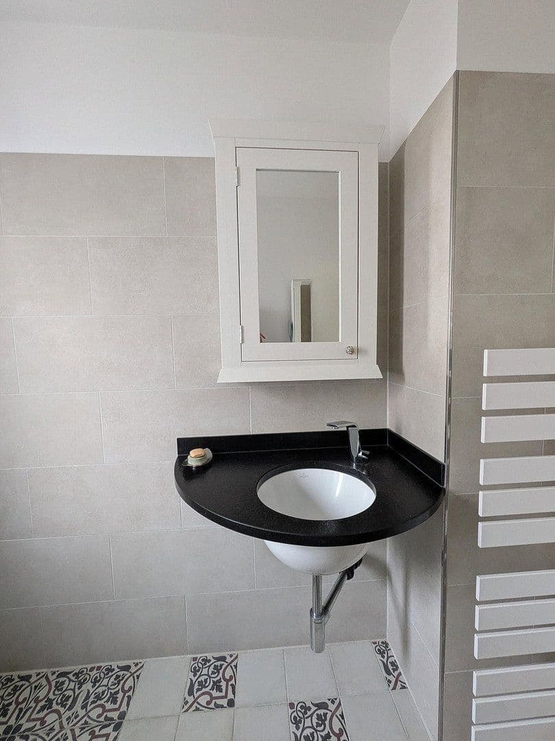 Prodej domu 186 m², pozemek 737 m², Friedrich-Ebert-Str. 1, Limeshain, Hessen Prodej domu 186 m², pozemek 737 m², Friedrich-Ebert-Str. 1, Limeshain, Hessen