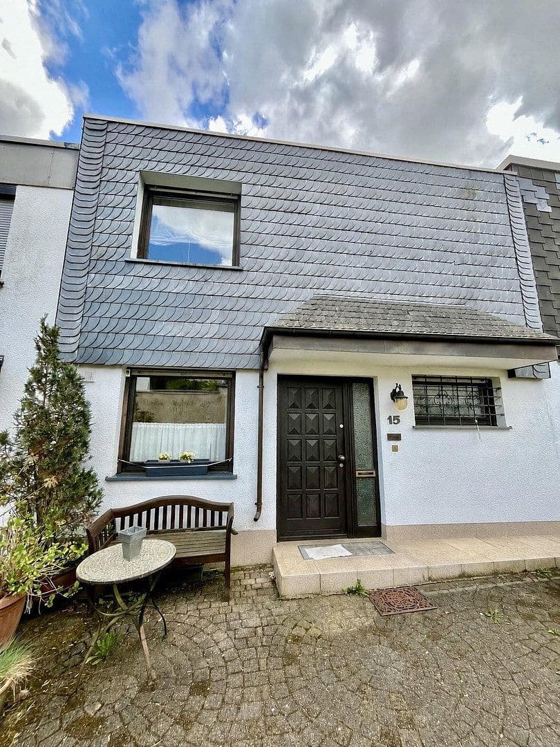 Prodej domu 150 m², pozemek 250 m², Mittlere Bergerheide 15, Wuppertal, Severní Porýní-Vestfálsko Prodej domu 150 m², pozemek 250 m², Mittlere Bergerheide 15, Wuppertal, Severní Porýní-Vestfálsko